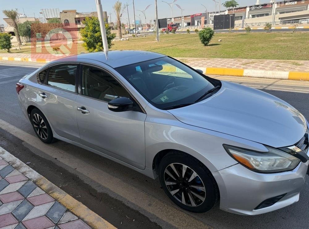 نيسان ألتيما